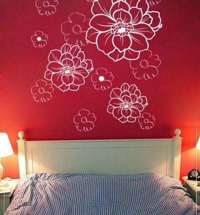 Hand-painted wall texture, flowers, simple painted walls