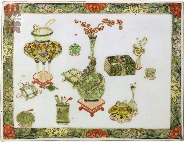 Chinese Traditional Art: Paintings on Porcelain Plaque