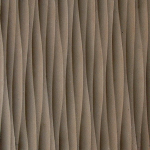 Wave pattern plate